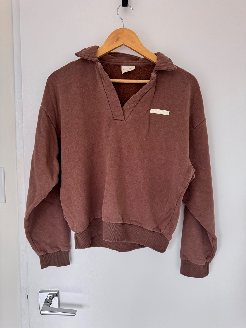 Zulu & Zephyr Brown Collared Pullover Sweatshirt